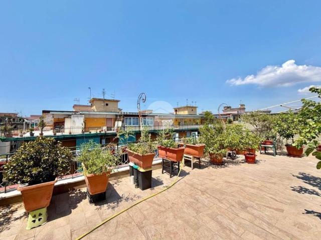 Appartamento in vendita a Casavatore, Campania