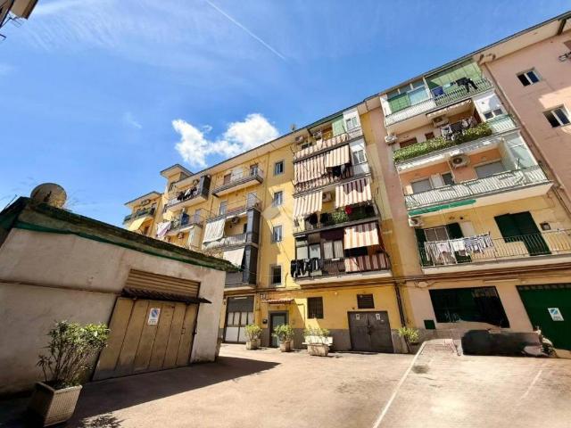 Appartamento in vendita a Casavatore, Campania