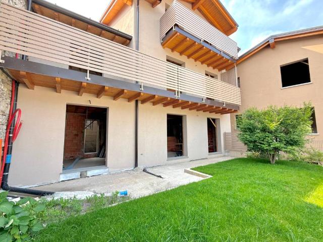 Appartamento in vendita a Casazza, Lombardia