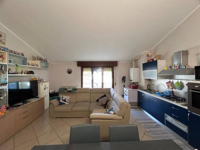 Appartamento in vendita a Casazza, Lombardia