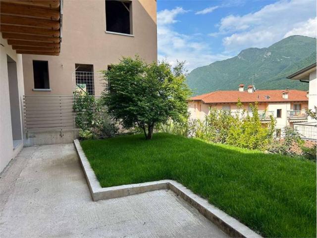 Appartamento in vendita a Casazza, Lombardia