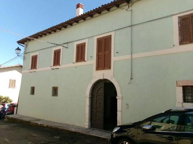 Appartamento in vendita a Cascia, Umbria