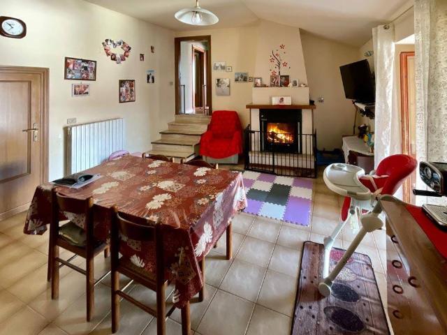 Appartamento in vendita a Cascia, Umbria