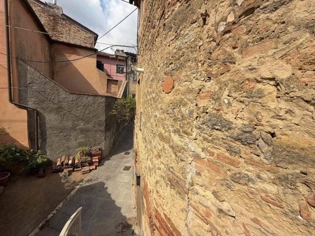 Appartamento in vendita a Casciana Terme Lari, Casciana Alta