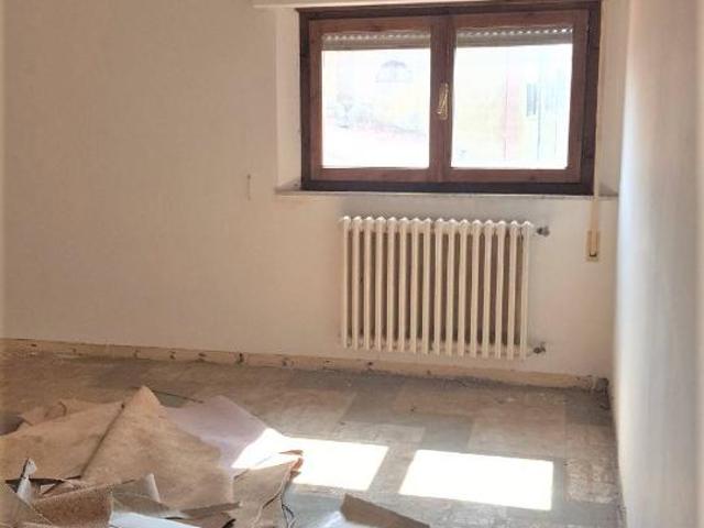 Appartamento in vendita a Casciana Terme Lari, Lari
