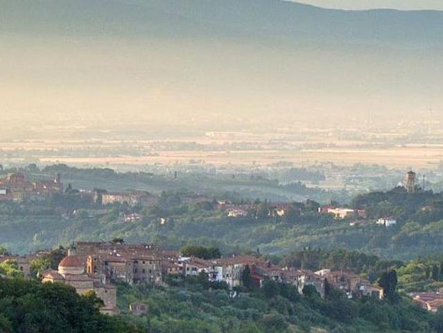 Locale Commerciale in vendita a Casciana Terme Lari, Toscana