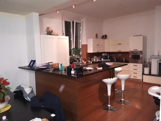 Appartamento in vendita a Cascina