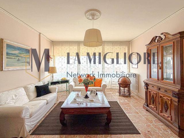 Appartamento in vendita a Cascina