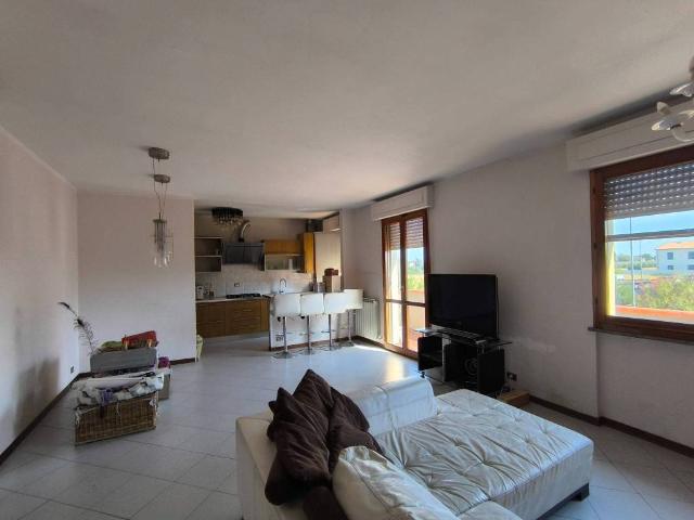 Appartamento in vendita a Cascina, Toscana