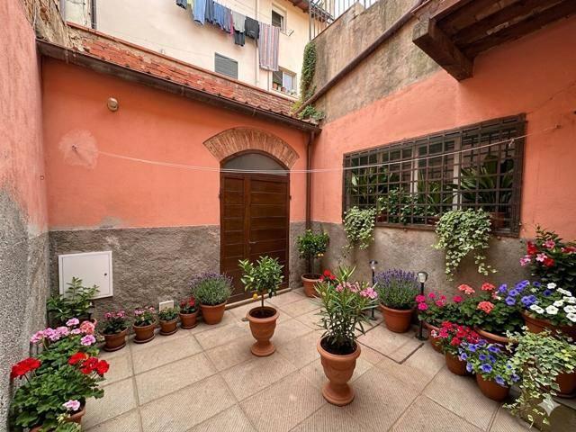 Appartamento in vendita a Cascina, Toscana