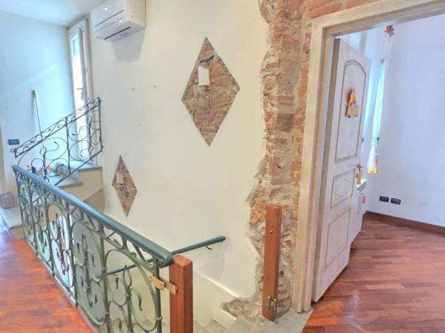 Appartamento in vendita a Cascina