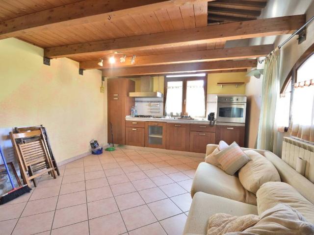 Appartamento in vendita a Cascina, Toscana