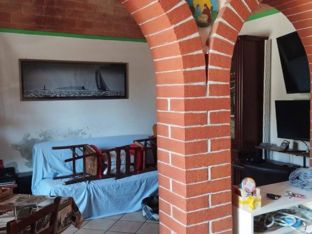 Appartamento in vendita a Pettori, Cascina