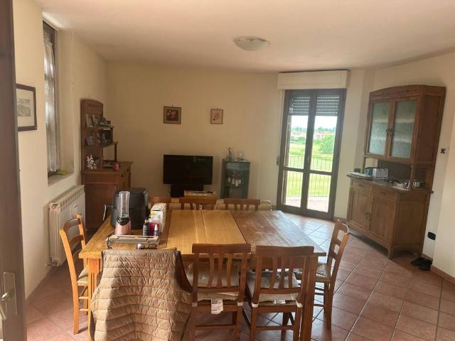 Appartamento in vendita a Garzella, Cascina