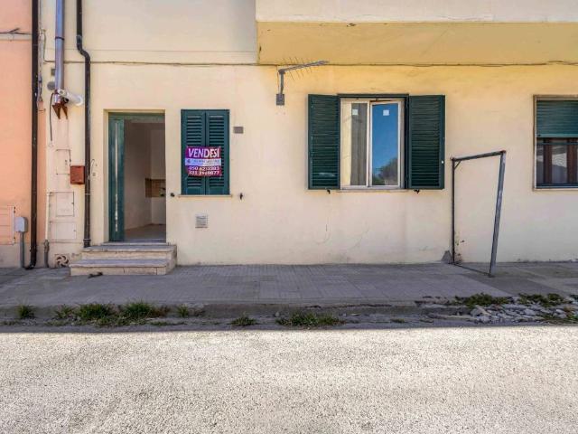 Appartamento in vendita a Marciana, Cascina