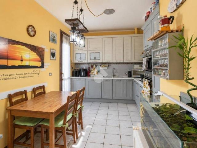 Appartamento in vendita a Cascina, Toscana