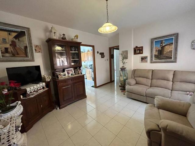 Appartamento in vendita a San Benedetto, Cascina