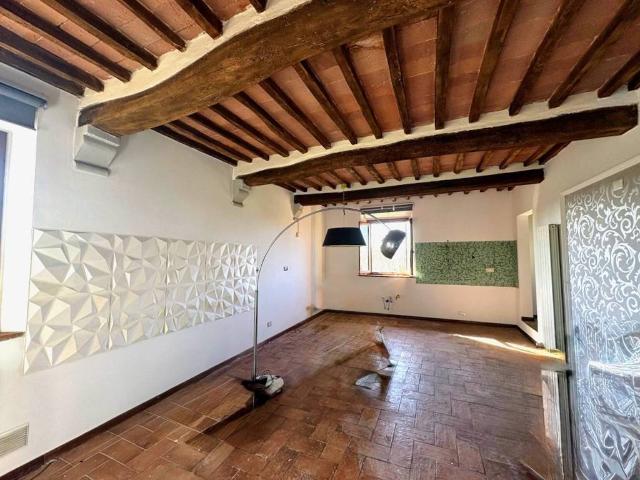 Appartamento in vendita a Cascina, Toscana