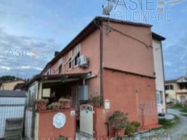 Appartamento in vendita a Zambra, Cascina