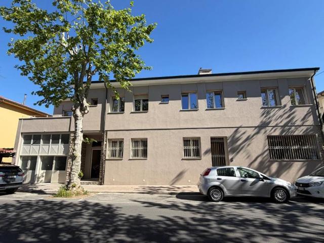 Appartamento in vendita a Cascina, Toscana