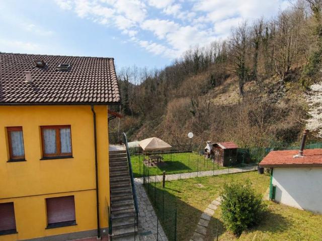 Appartamento in vendita a Casella, Liguria