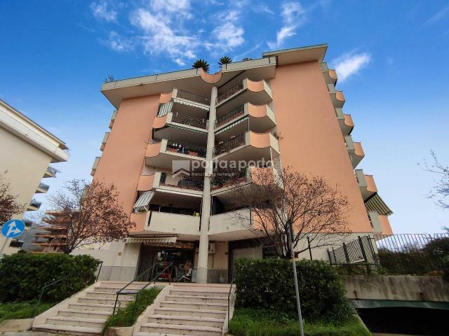 Appartamento in vendita a Caserta
