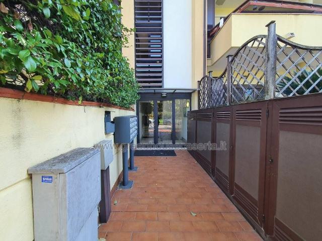 Appartamento in vendita a Casolla, Caserta