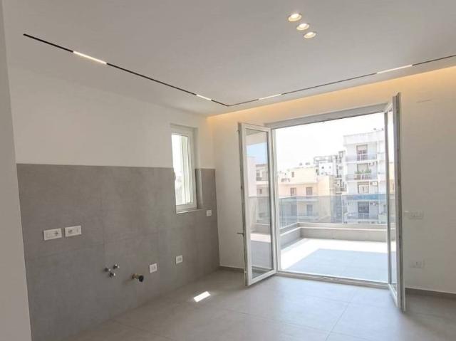 Appartamento in vendita a Caserta, Campania