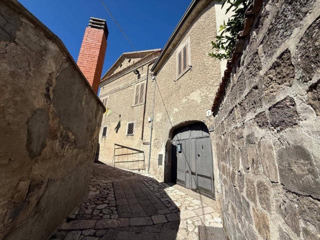 Appartamento in vendita a Caserta, Campania