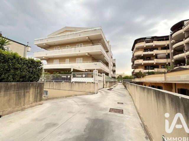 Appartamento in vendita a Caserta, Campania