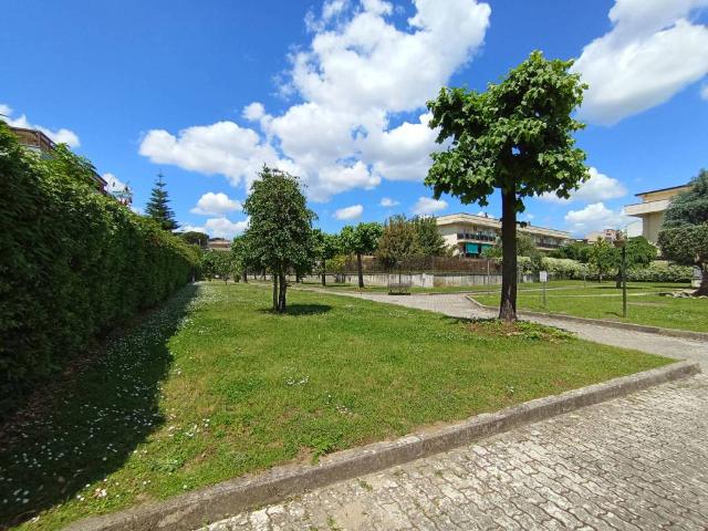 Appartamento in vendita a Parco degli Aranci, Caserta