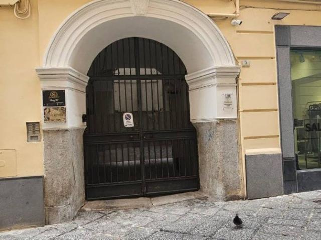 Appartamento in vendita a Centro Storico, Caserta