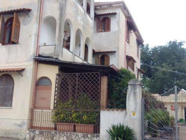 Appartamento in vendita a Caserta, Campania