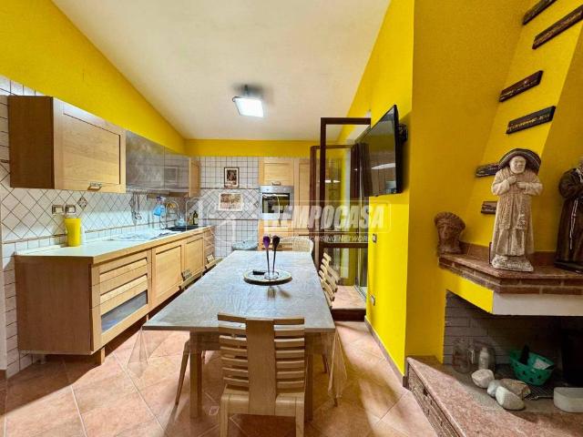 Appartamento in vendita a Pozzovetere, Caserta