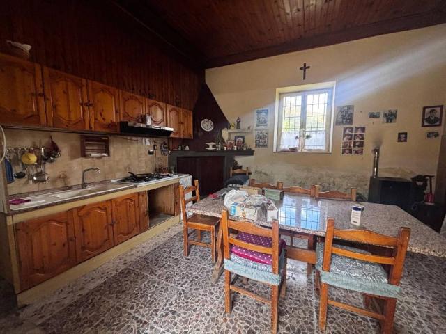 Appartamento in vendita a Caserta, Campania