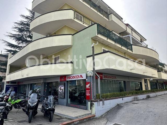 Appartamento in vendita a Caserta, Campania