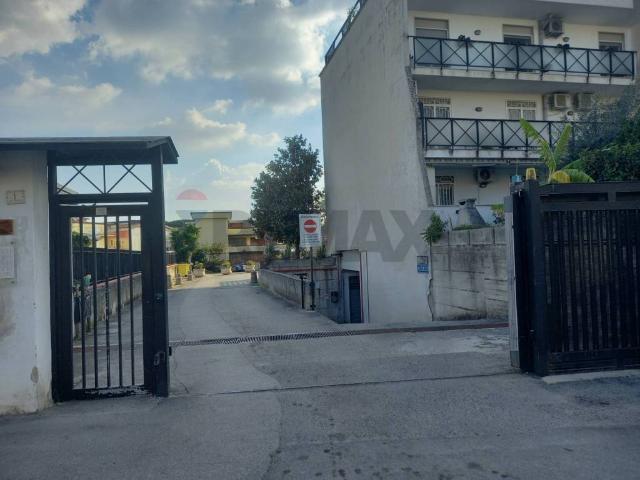 Appartamento in vendita a Caserta, Campania
