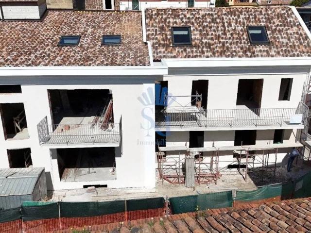 Appartamento in vendita a Caserta, Campania