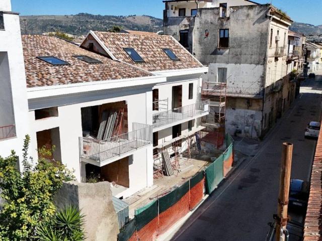 Appartamento in vendita a Caserta, Campania