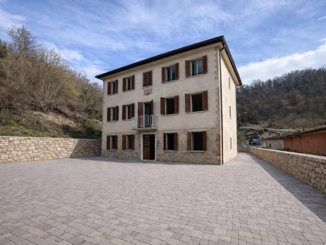 Appartamento in vendita a Appennino Reggiano, Re