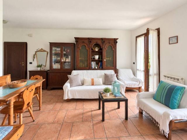 Appartamento in vendita a Castignola, Casina