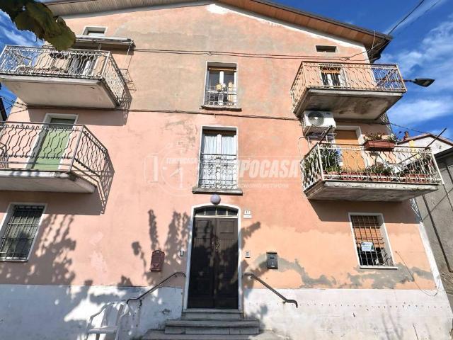 Appartamento in vendita a Appennino Reggiano, Re