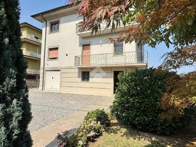 Appartamento in vendita a Casirate D'adda, Lombardia