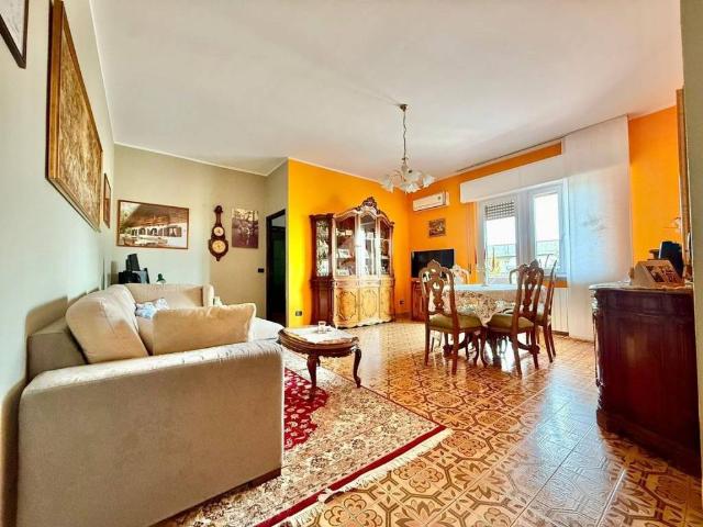 Appartamento in vendita a Casirate D'adda, Lombardia