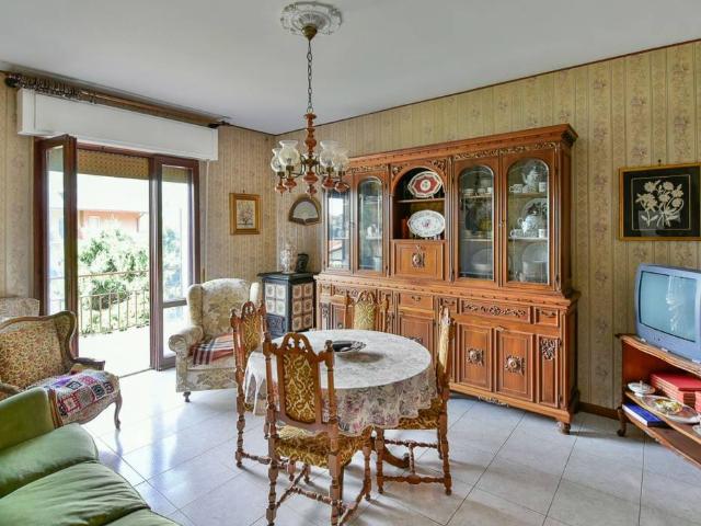 Appartamento in vendita a Caslino D'erba, Lombardia