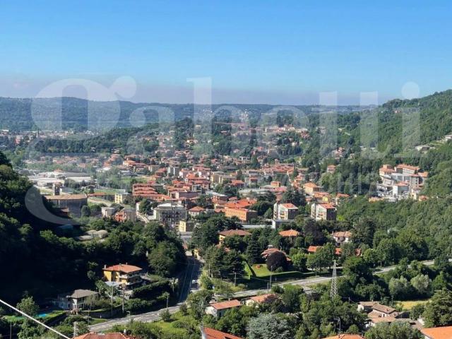Appartamento in vendita a Caslino d'Erba, Como