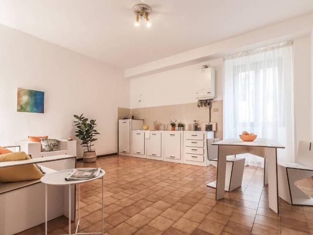 Appartamento in vendita a Caslino D'erba, Lombardia