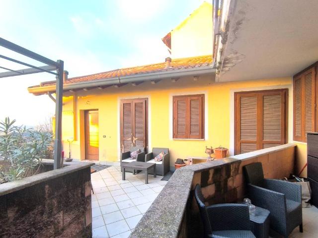 Appartamento in vendita a Casnate con Bernate, Casnate