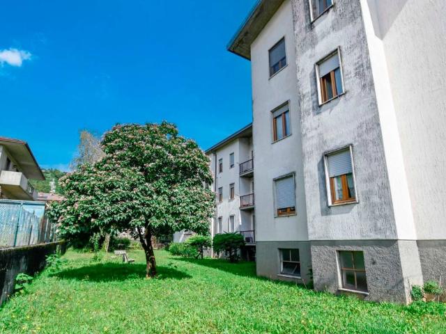 Appartamento in vendita a Casnigo, Lombardia
