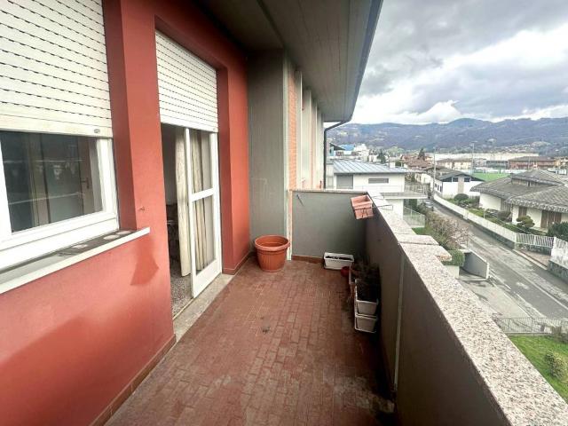 Appartamento in vendita a Casnigo, Lombardia